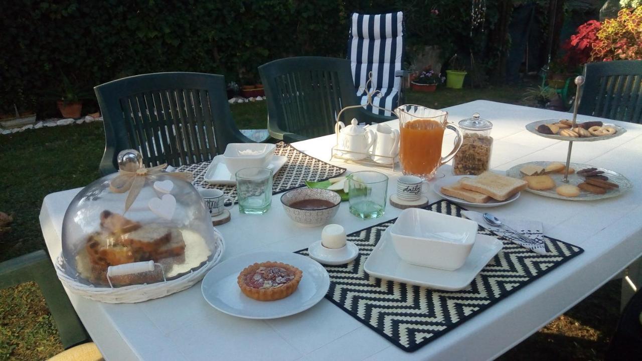 フォルノーヴォ・ディ・ターロ Nel Giardino Di Oz Bed & Breakfast エクステリア 写真